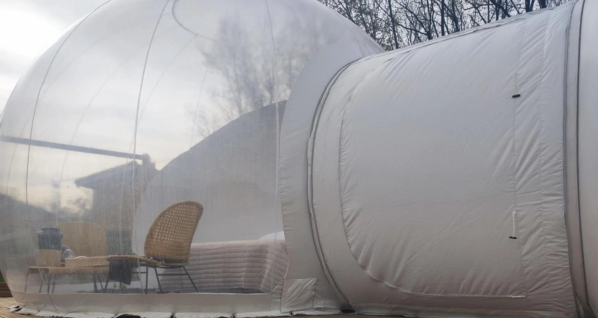 Luxury tent Bulle Spa Suite Jarcieu France